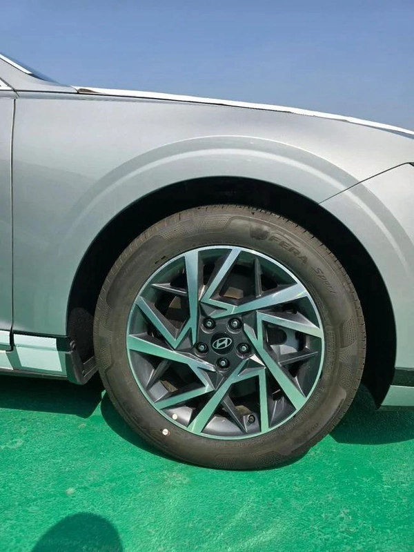 Hyundai Azera 3.5L V6 Premium