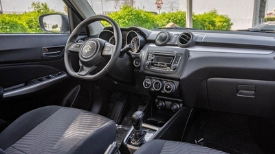 Suzuki Swift SUZUKI SWIFT GLX 1.2P AT MY2025-8