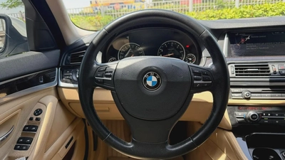 2015 BMW 520i | G.C.C-9