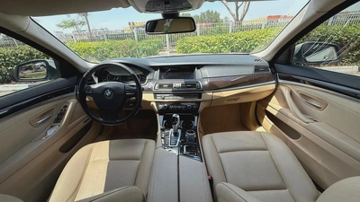 2015 BMW 520i | G.C.C-11