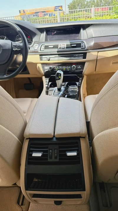 2015 BMW 520i | G.C.C-16