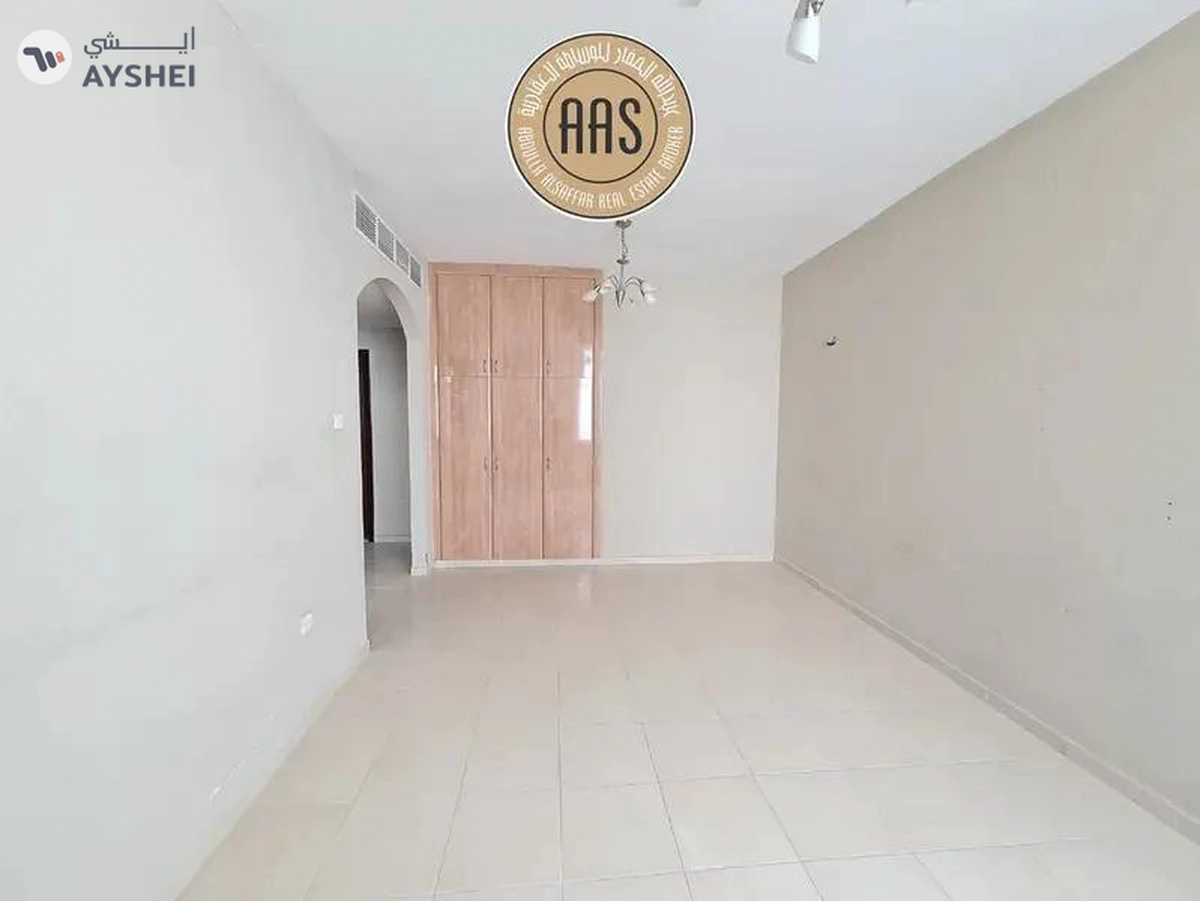 Close To Mulla Palza 1Bhk 49k With Full Family Building-2-2
