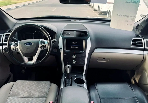 FORD EXPLORER XLT | 2014 | ONLY : 74941 KM | JAPAN IMPORT | CLEAN TITLE