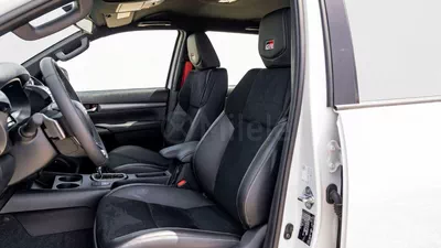 Toyota Hilux GR SPORT-10