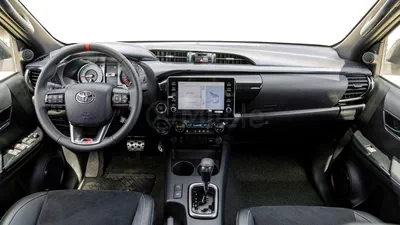 Toyota Hilux GR SPORT-13