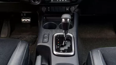 Toyota Hilux GR SPORT-22