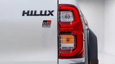 Toyota Hilux GR SPORT-8