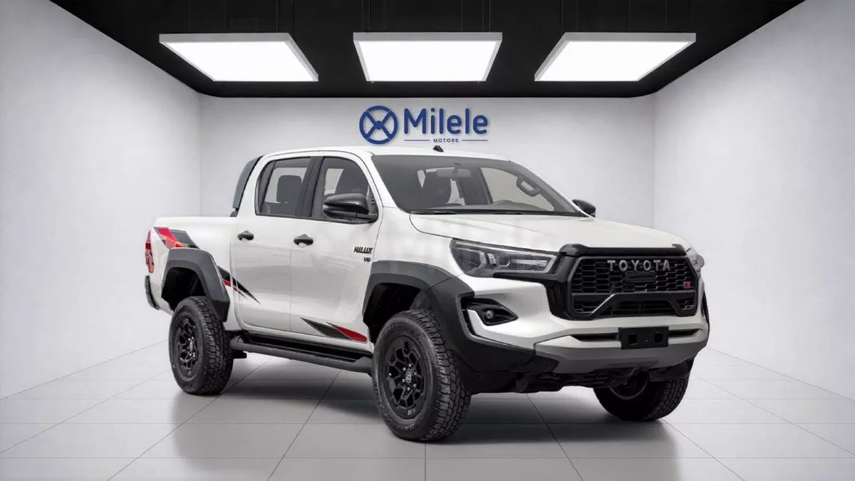 Toyota Hilux GR SPORT
