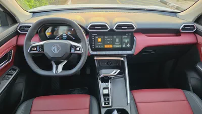 MG ZS 2025 GCC Specs | Brand New SUV | Efficient & Stylish-8