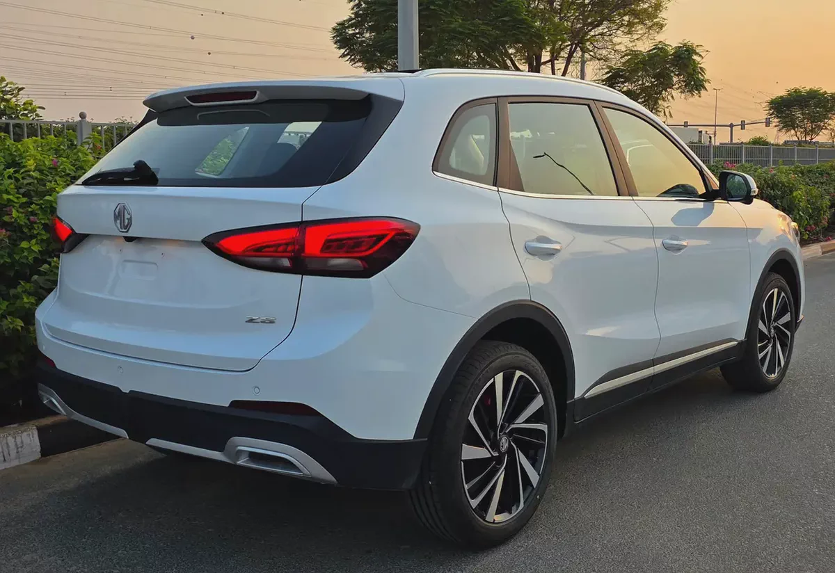 MG ZS 2025 GCC Specs | Brand New SUV | Efficient & Stylish-3-3