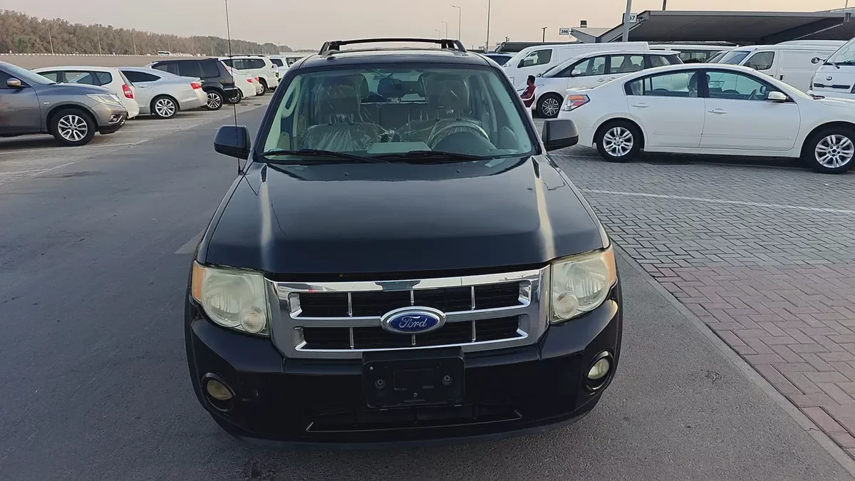 Ford Escape XLS 2012 GCC Specs-4-4