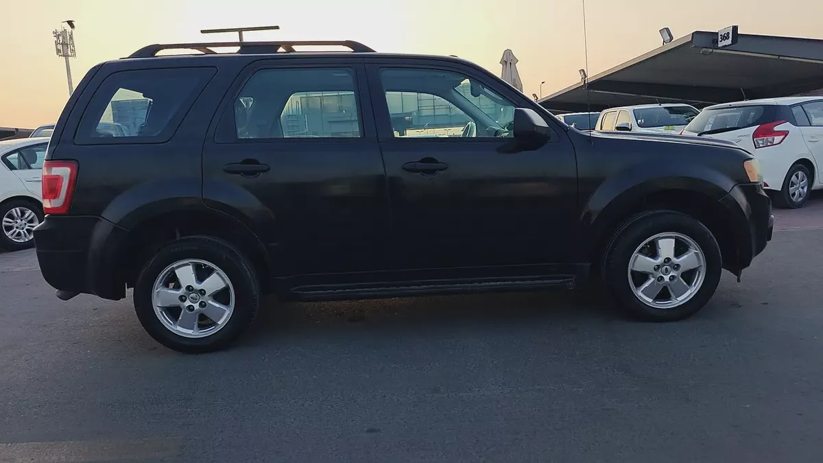 Ford Escape XLS 2012 GCC Specs-6-6