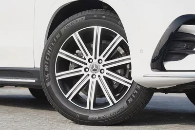 2024 Mercedes-Benz GLE 350 - American Specs - Like New!-6