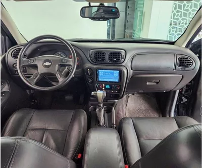 Chevrolet Trailblazer LTZ 4.2L-6CYL EXCELLENT CONDITION JAPANESE SPECIFICATION-6