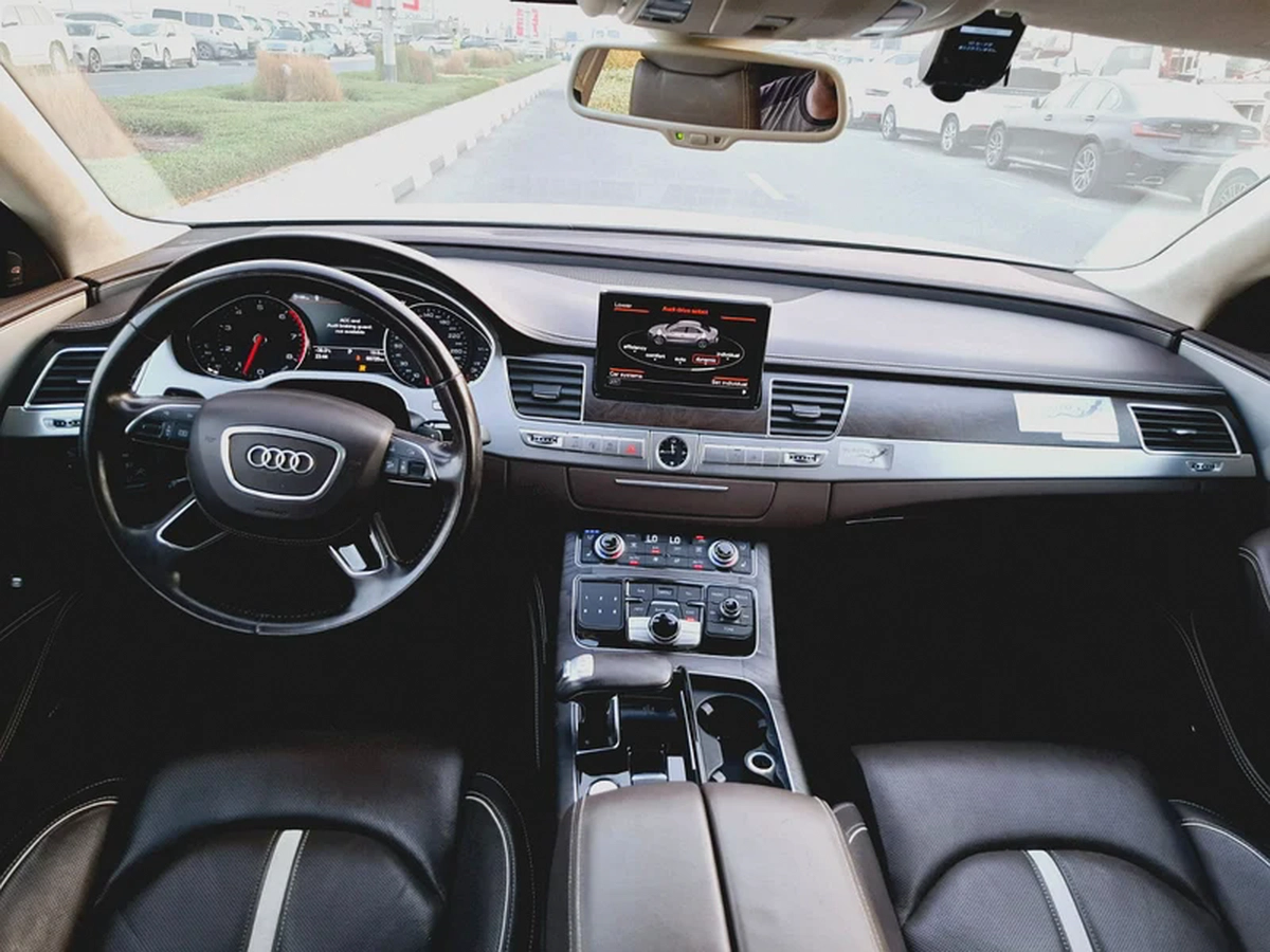 Audi A8-15-15