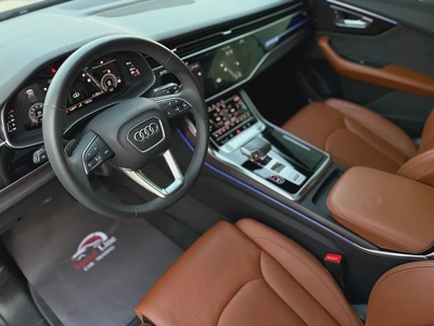 Audi Q8 55 TFSI quattro S line - GCC Specs Full Service History-12