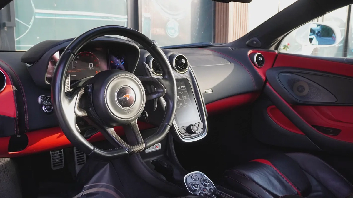 2016 Mclaren 570S | GCC Specs | Excellent Condition-15-15