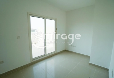 Townhouse for rent in Desert Style, Al Reef Villas-1