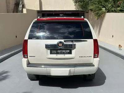 Gulf Specs 2011 CADILLAC ESCALADE PLATINUM 7-Seater, 6.2Litre V8-2