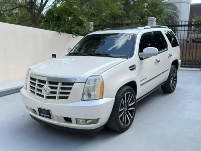 Gulf Specs 2011 CADILLAC ESCALADE PLATINUM 7-Seater, 6.2Litre V8-5