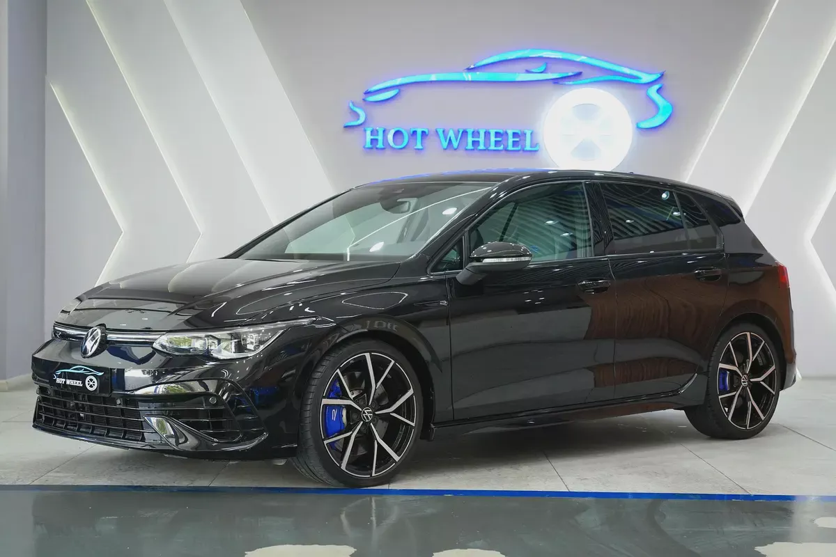 2022 - Volkswagen Golf R - Low mileage | With warranty for 129,000.00 AED