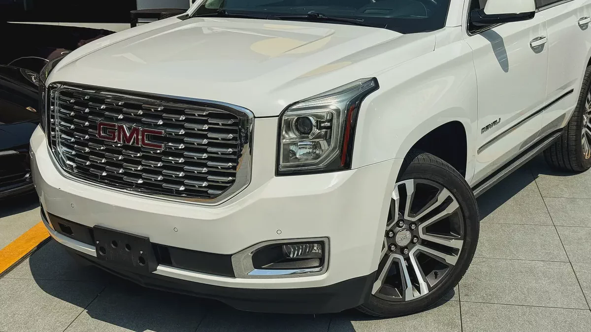 GMC Yukon Denali 2020 Full Service History GCC 6.2L V8 Perfect Condition-1-1