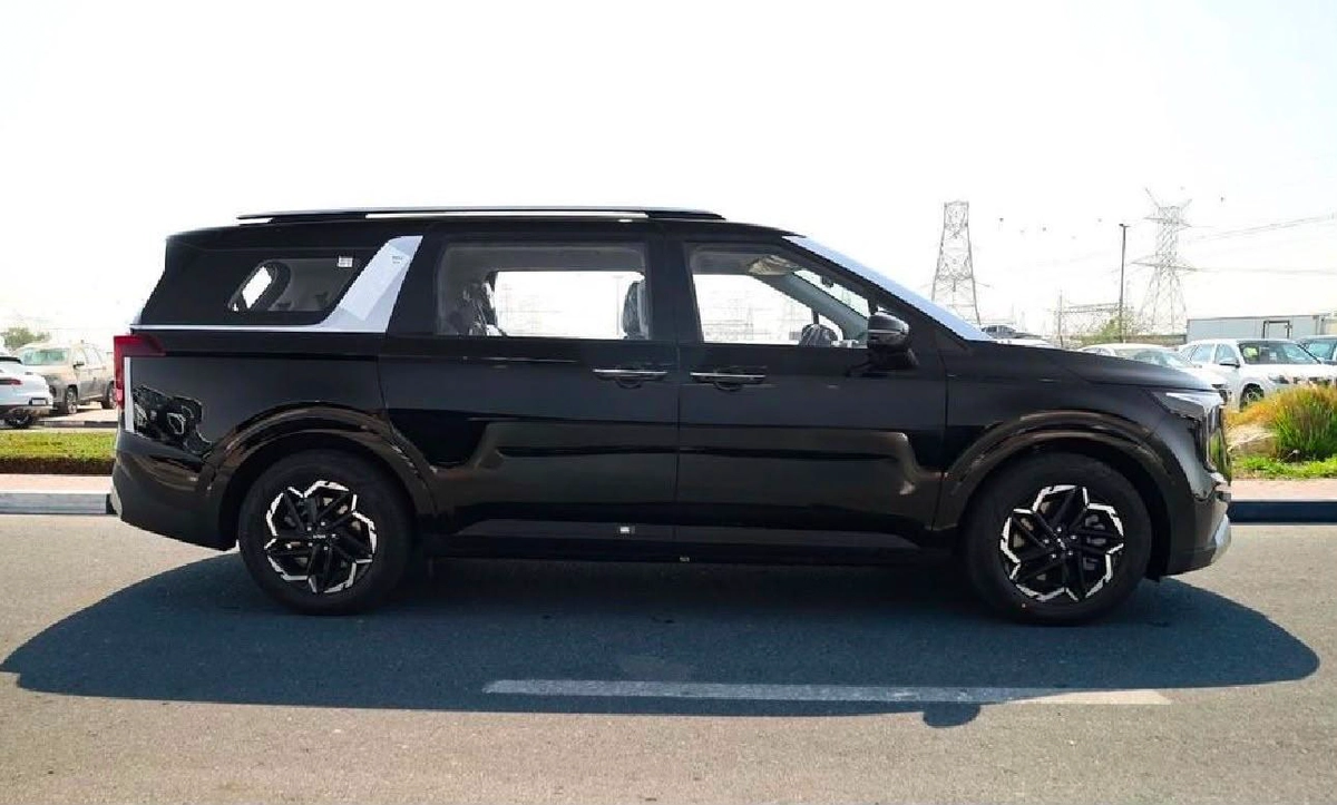 KIA CARNIVAL FULL OPTION GCC SPECS 2026 MODEL-21-21