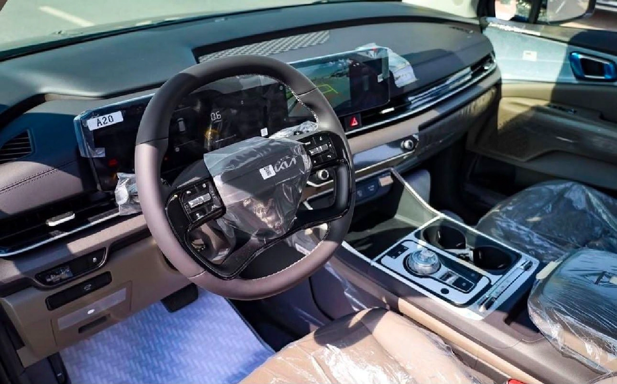 KIA CARNIVAL FULL OPTION GCC SPECS 2026 MODEL-16-16
