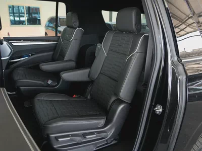 2026 ESCALADE ESV SPORT PLATINUM CAPTAIN SEATS BRAND NEW 0KM-15