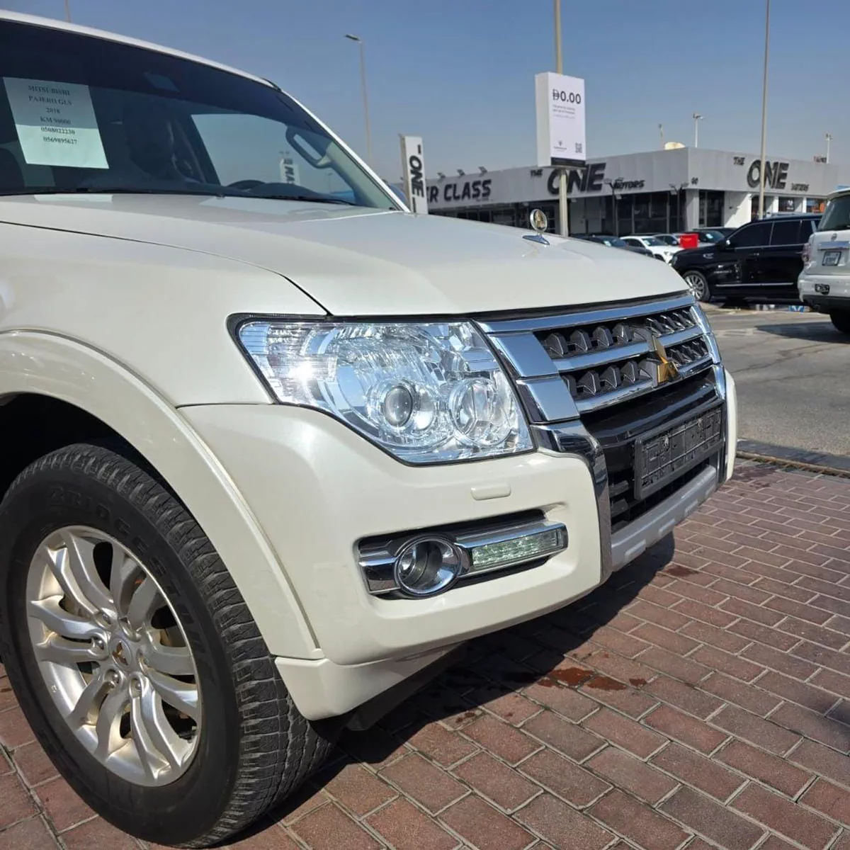 Mitsubishi Pajero GLS H/L PLATINUM-8-0