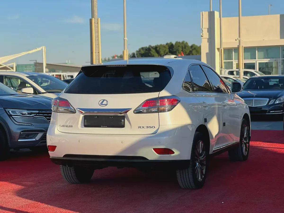 2013 | Lexus RX350 | V6 | Full Option I 8Speed in F-Sport | 3.5L | Ref#899-5-5
