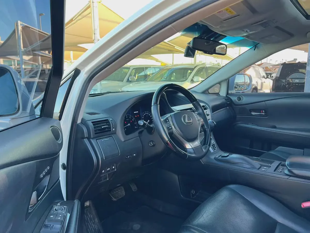 2013 | Lexus RX350 | V6 | Full Option I 8Speed in F-Sport | 3.5L | Ref#899-7-7
