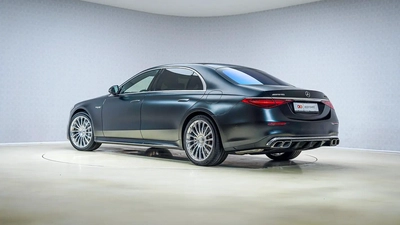 Mercedes-Benz S-Class S 63 AMG-3