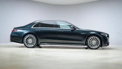 Mercedes-Benz S-Class S 63 AMG-10