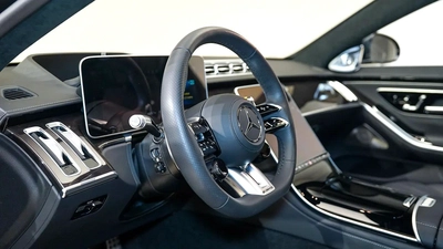 Mercedes-Benz S-Class S 63 AMG-4
