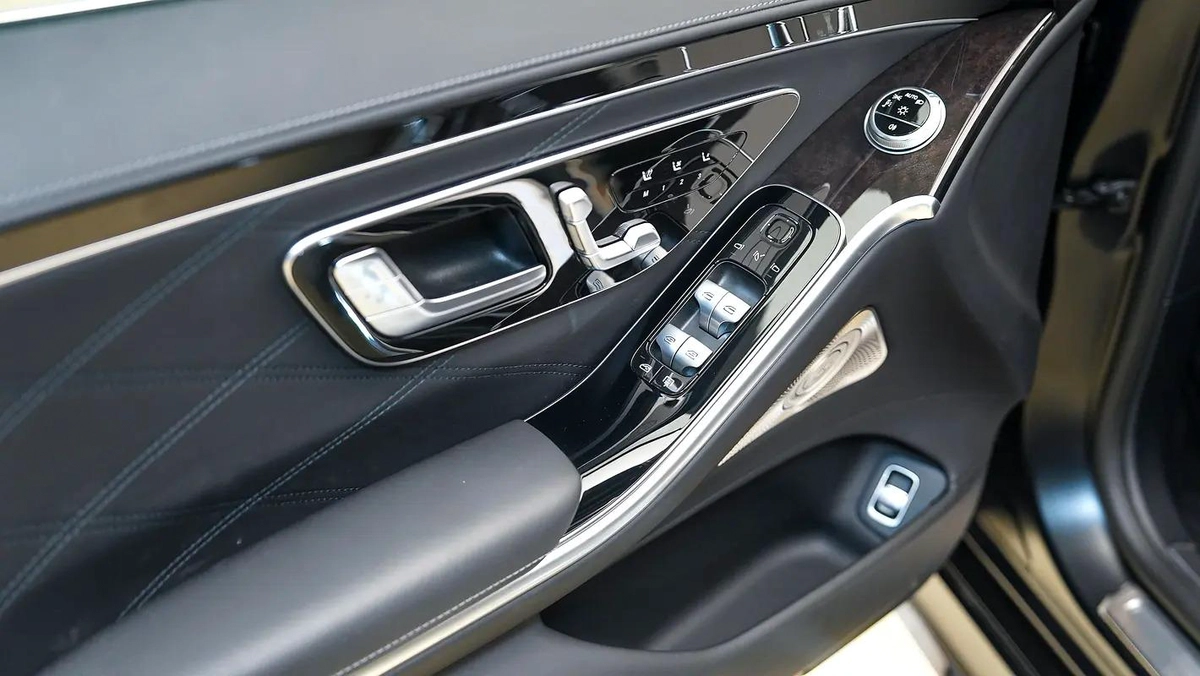 Mercedes-Benz S-Class S 63 AMG-1-1