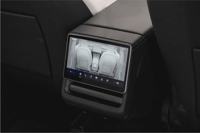 Tesla Model Y Long Range 2026 GCC Specs-13