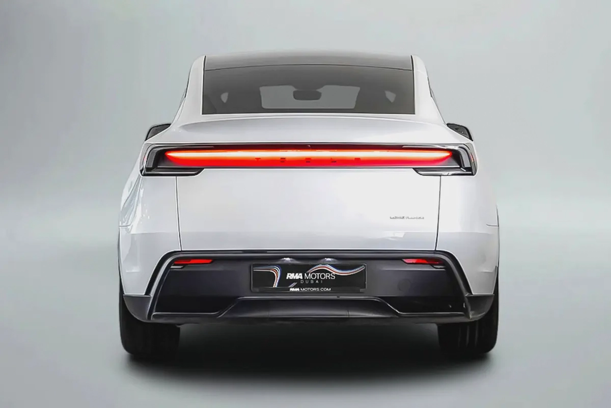 Tesla Model Y Long Range 2026 GCC Specs-3-3