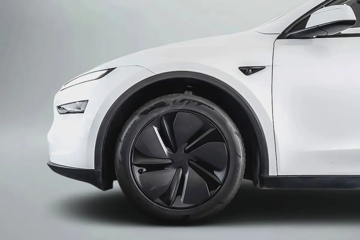 Tesla Model Y Long Range 2026 GCC Specs-5-5