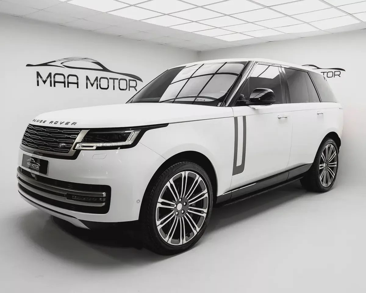 Land Rover Range Rover HSE 2023 | GCC Specs | Pristine Condition