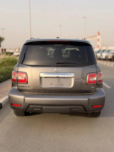Nissan Armada SL (NON GCC) SL Full option sunroof 360 cameras 2020 original paint-12