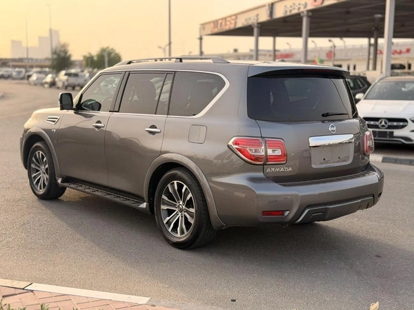 Nissan Armada SL (NON GCC) SL Full option sunroof 360 cameras 2020 original paint