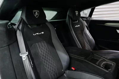 Lamborghini Urus Performante-12