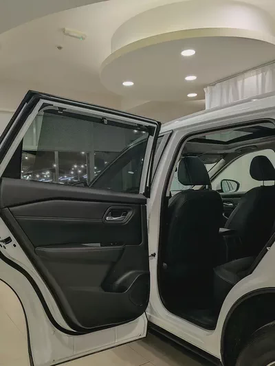 Nissan Rogue Platinum 2025 - Top of the Line - American Specs-10