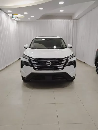 Nissan Rogue Platinum 2025 - Top of the Line - American Specs-1