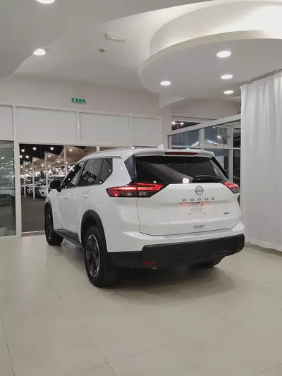 Nissan Rogue Platinum 2025 - Top of the Line - American Specs-5
