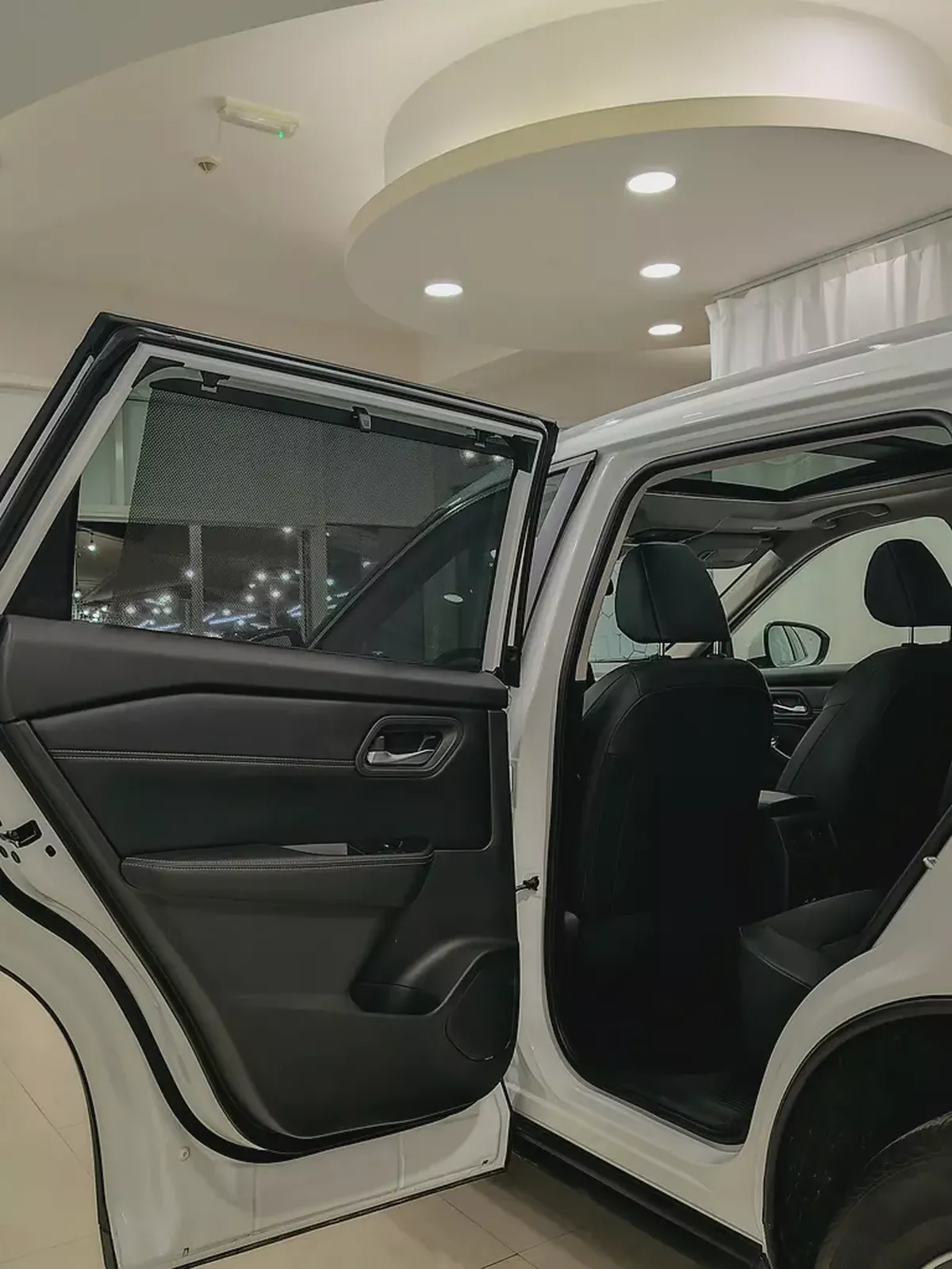 Nissan Rogue Platinum 2025 - Top of the Line - American Specs-10-10