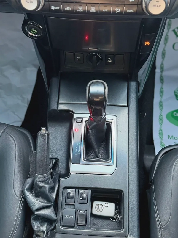 Toyota Prado 💢Diesel 💢Limited 2016 full option