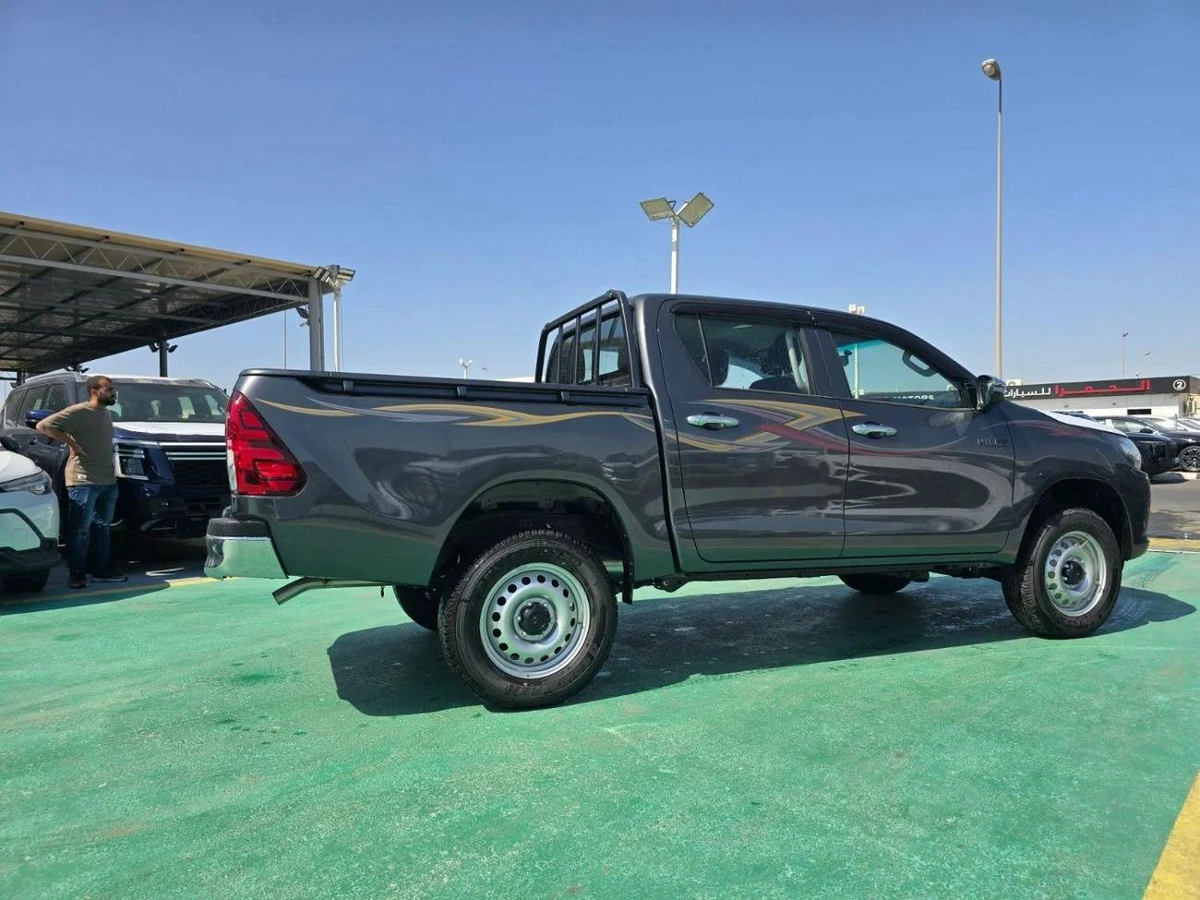 Toyota Hilux Brand New 2026 Toyota Hilux 2.4L Diesel Automatic 4x4 – Basic-6-6