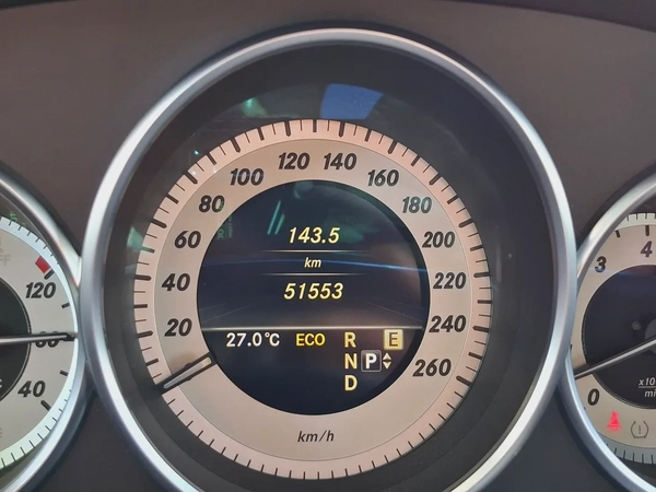 Mercedes-Benz CLS 350 Blueefficiency, 2011, Japanese Specs